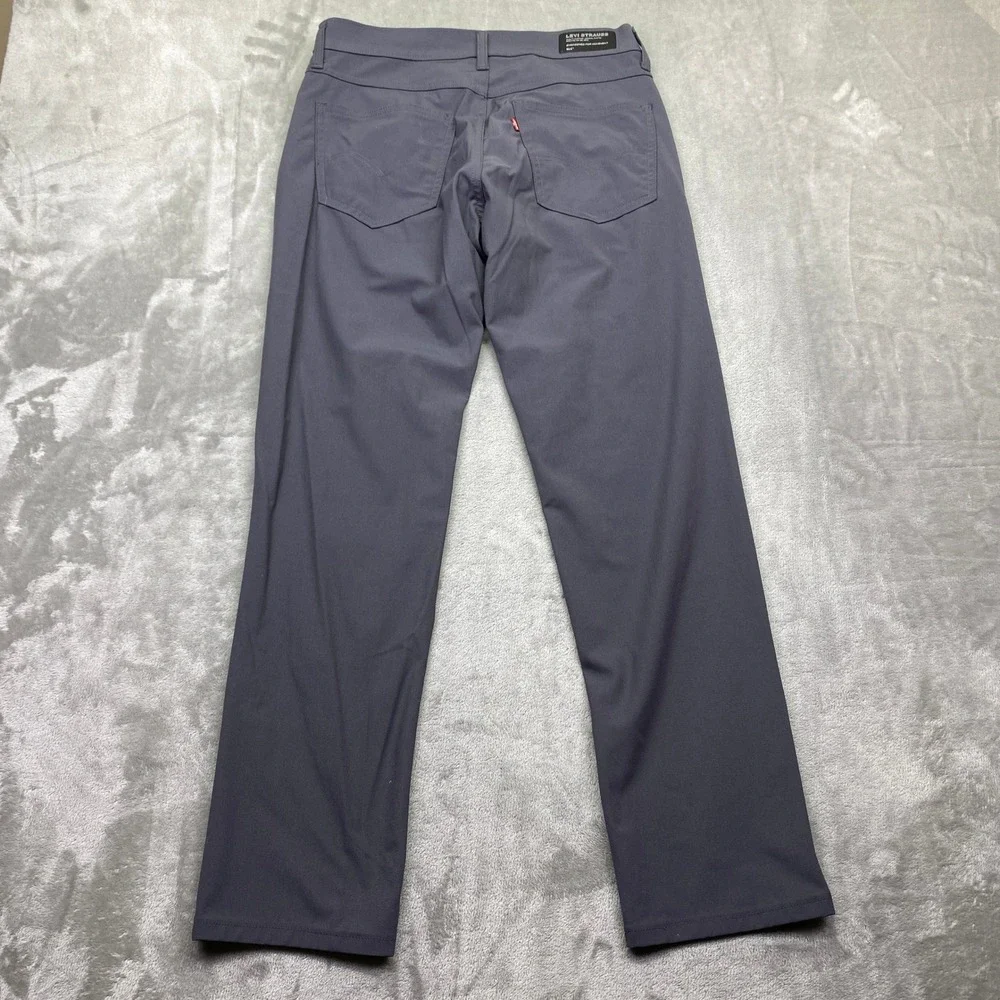 Levis 511 Slim Fit Gray Engineered‎ for Movement Pants Mens Sz 31 Fits 30